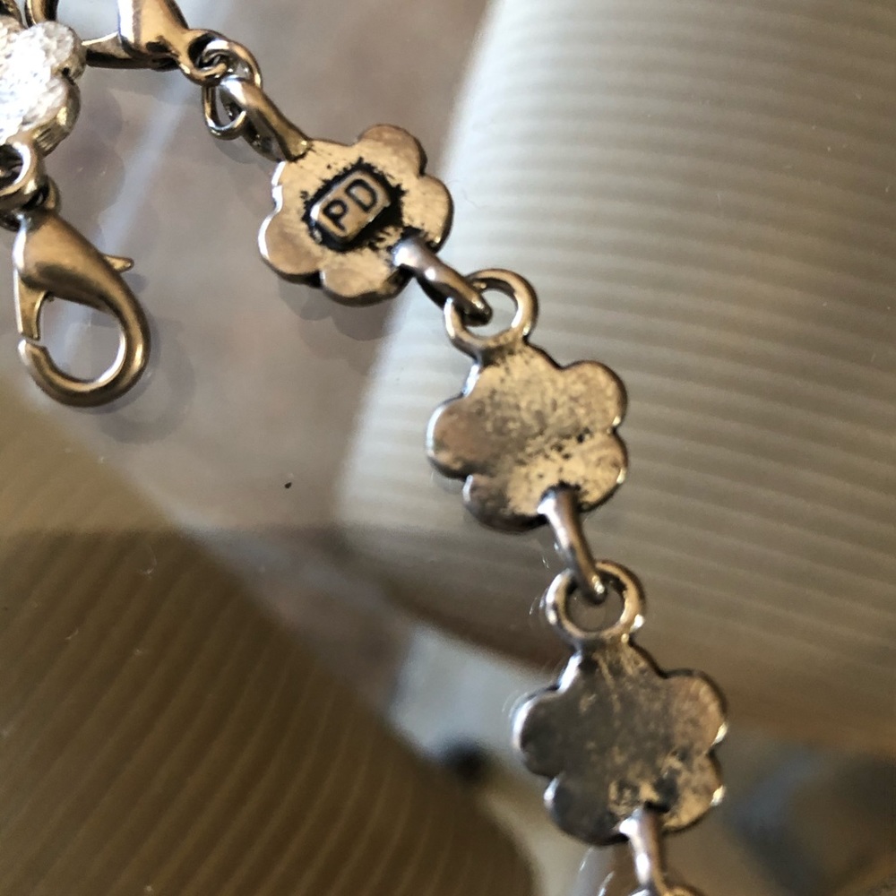 Super cute necklace & bracelet set. - Picture 7 of 8